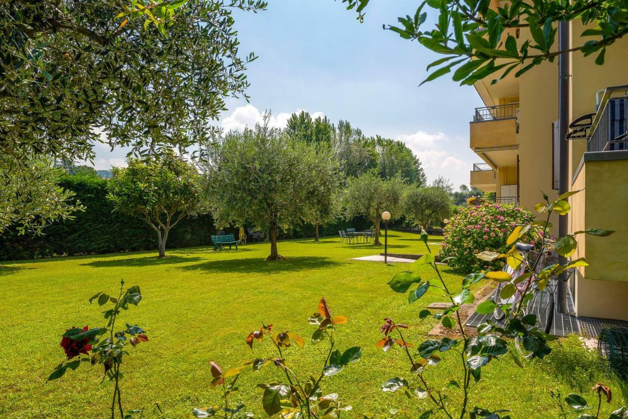 Appartamento Alice Pool Бардолино Экстерьер фото